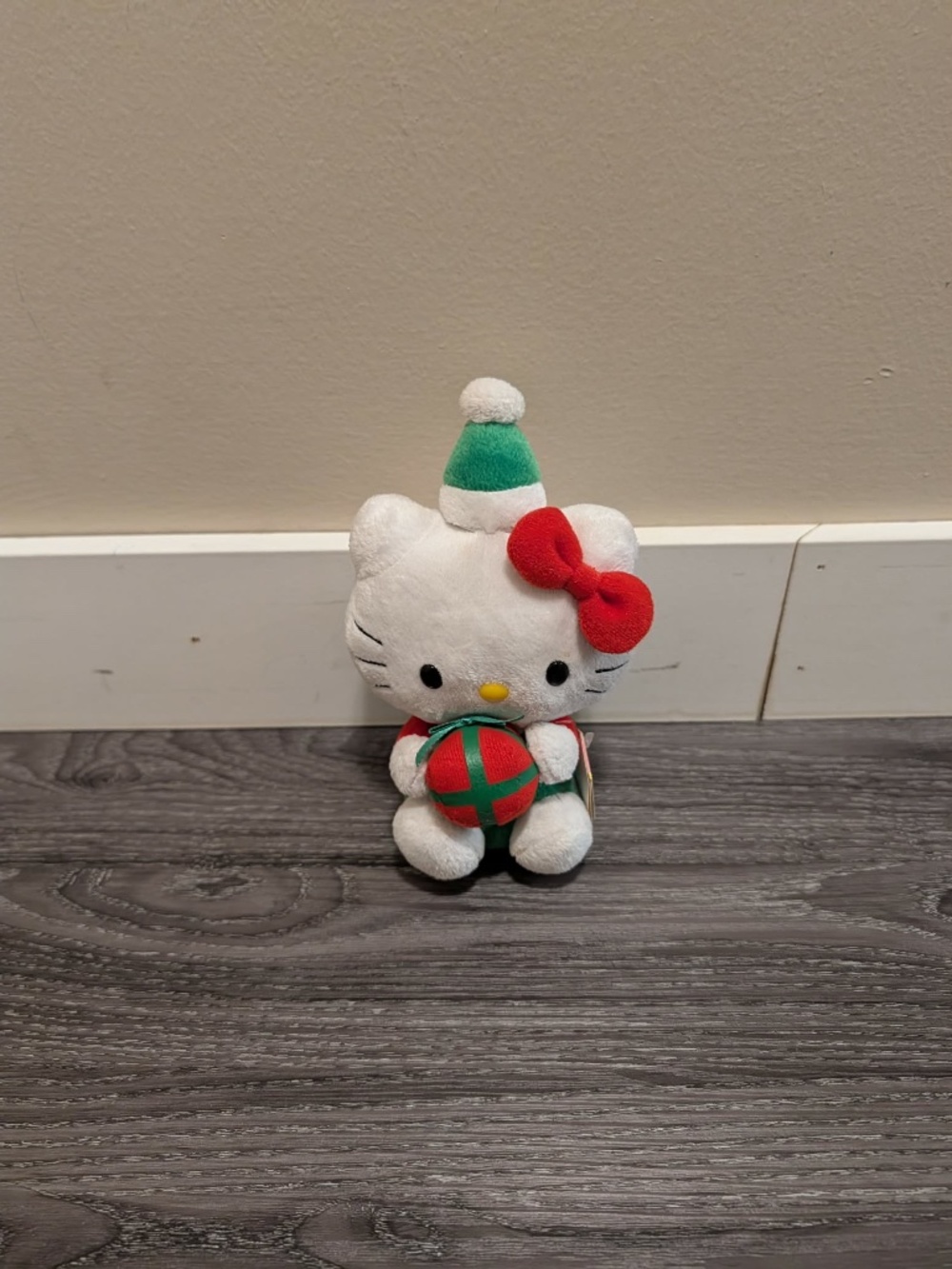 TY Sanrio Hello Kitty Christmas Plush